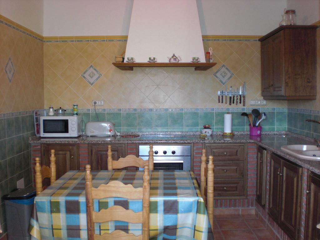 El Emigrante Villa El Chorro Room photo